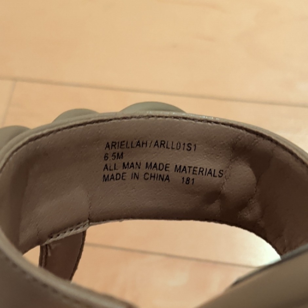 Steve Madden Ariellah Chain Sandals 6.5M Taupe Square Toe Slides - Picture 7 of 8